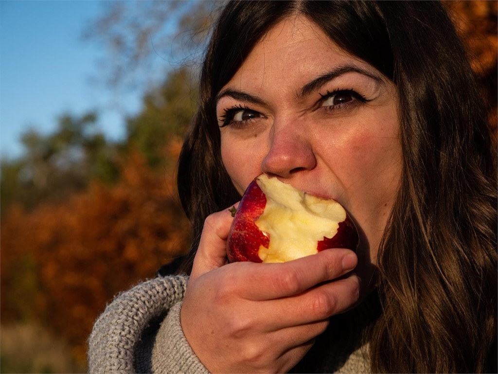 ¿Qué alimentos se recomienda no comer cuando tenemos brackets? 